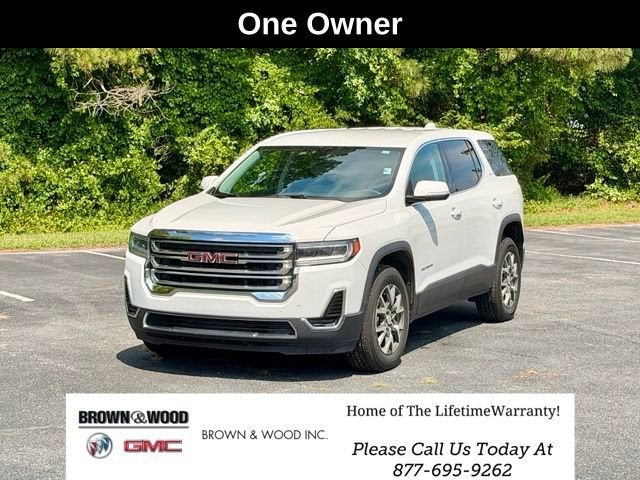 2021 GMC Acadia SLE in Summit White — front three-quarter view