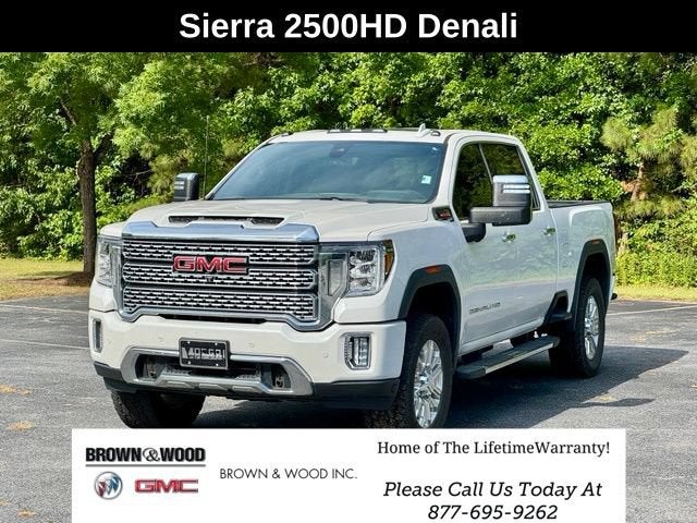 2020 GMC Sierra 2500 HD Denali in White Frost Tricoat — front three-quarter view